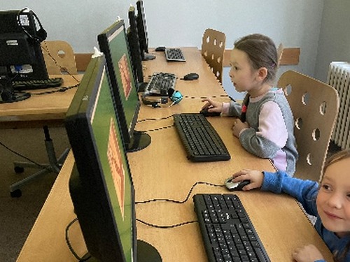 1.počítače na ZŠ Lány