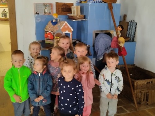 Měsíček v pohádkové Dřevěnce