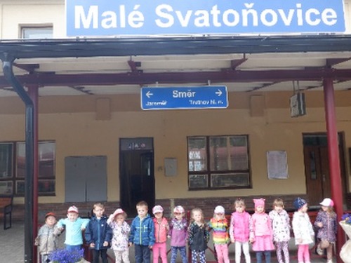 Výlet do Malých Svatoňovic a do Batňovic na hřiště